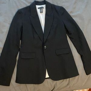 Apostrophe black blazer